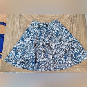 EUC Ralph Lauren Blue Pattern Skirt size 6, pockets GORGEOUS